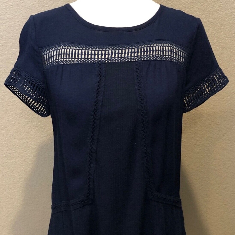(NWT) Westport Women's Blue Blouse Cut-Out Short Sleeve Round Neck Top Size XS